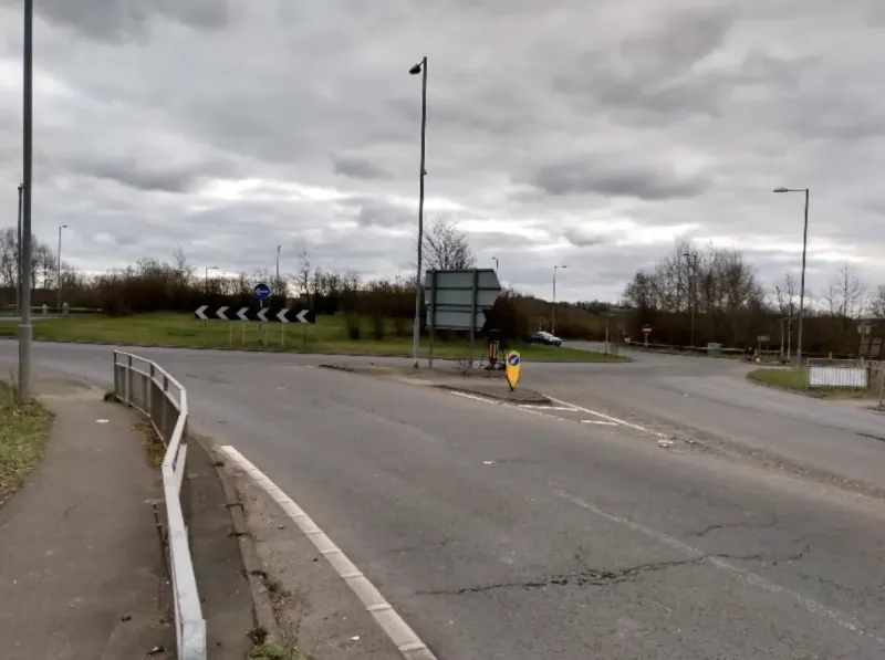 Photo 2. Traffic island.